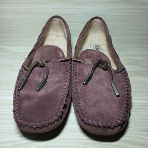 UGGs Slippers (size 9)